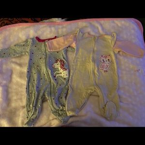 Set of 2 baby girl pajamas